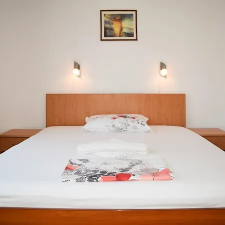 Stella Di Mare بيت ضيافة 2*