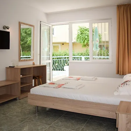 стела маре 2* Равда